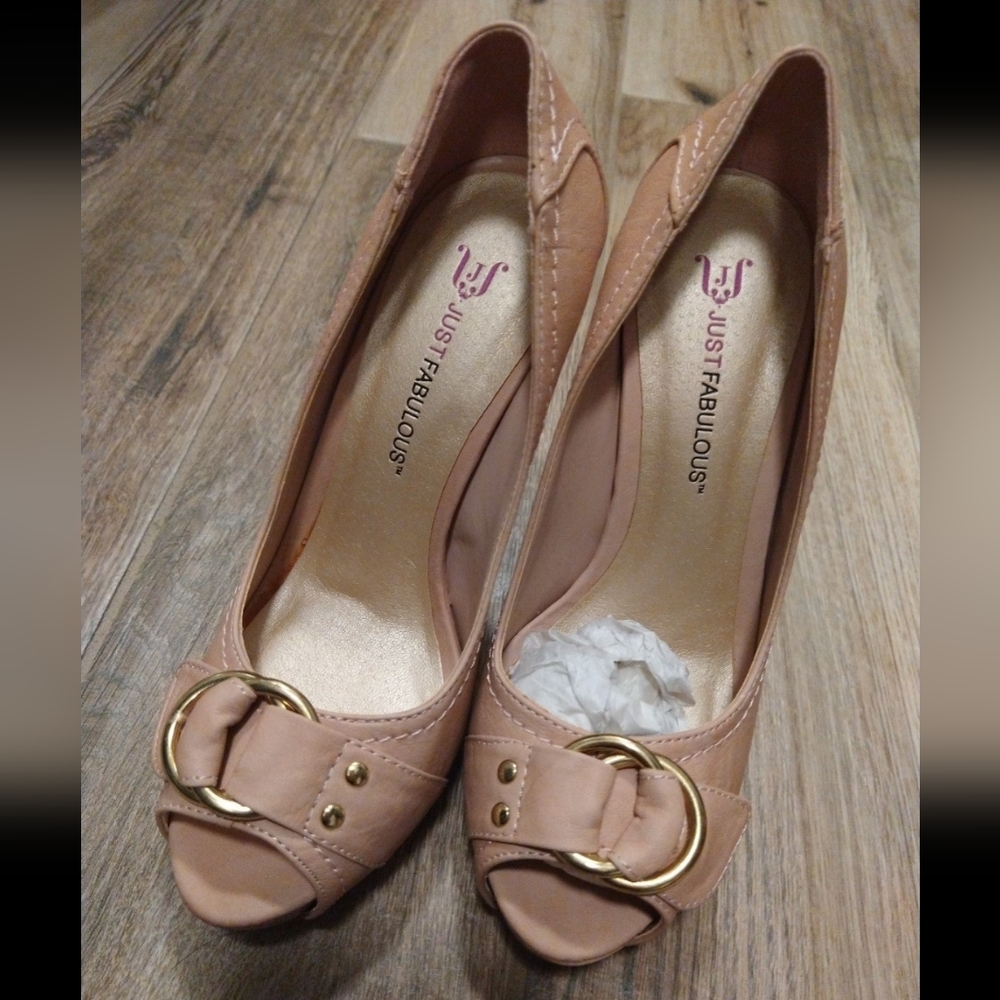 Brand new high 5" Heels